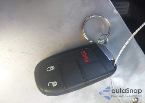 2014 Dodge Journey Sxt z USA, uszkodzony, nr VIN 3C4PDCBGXET165885